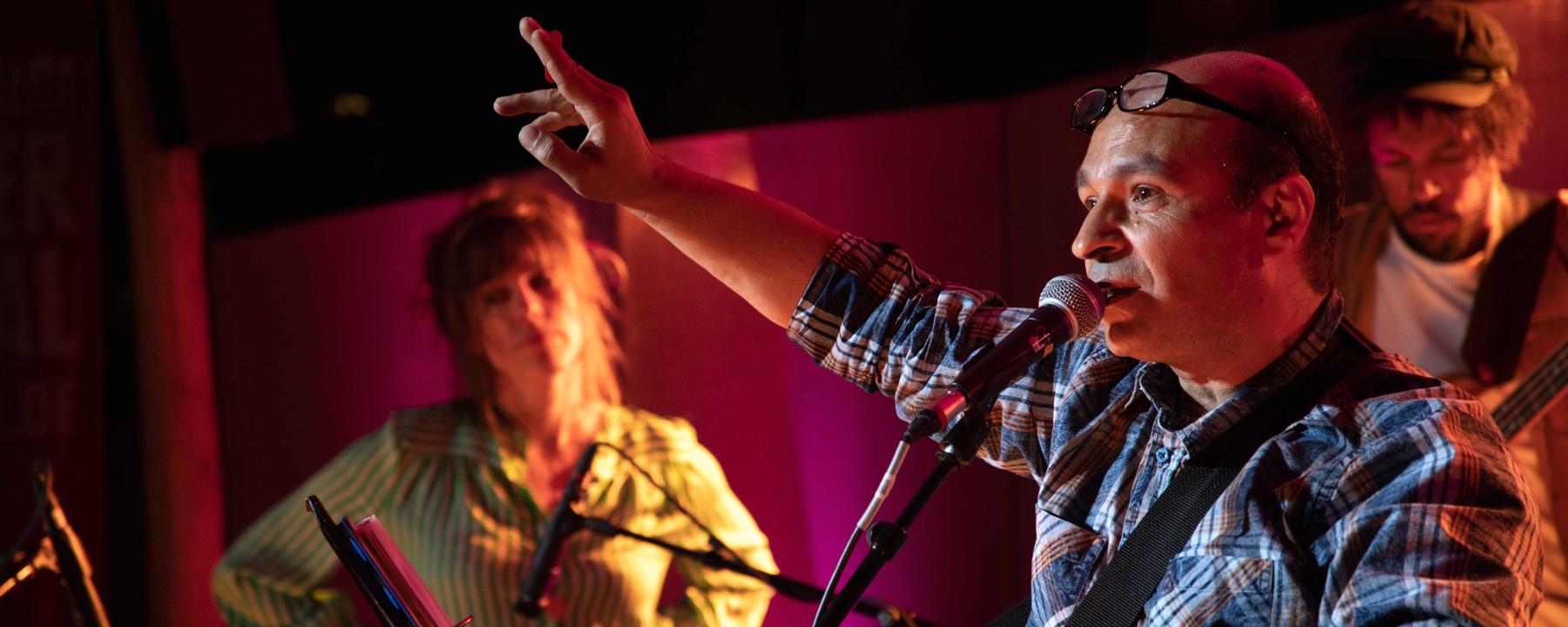  Ozan Ata Canani & Karaba beim Sommerfestival 2021 auf Kampnagel 