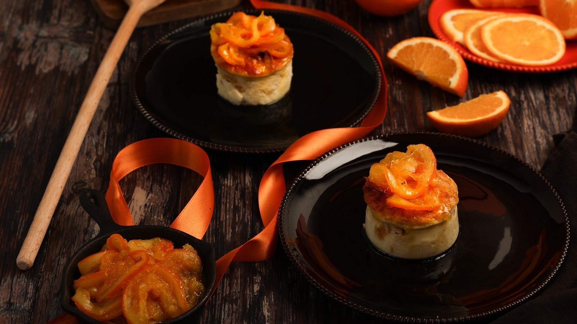 Panettone-Pudding mit Orangensoße 