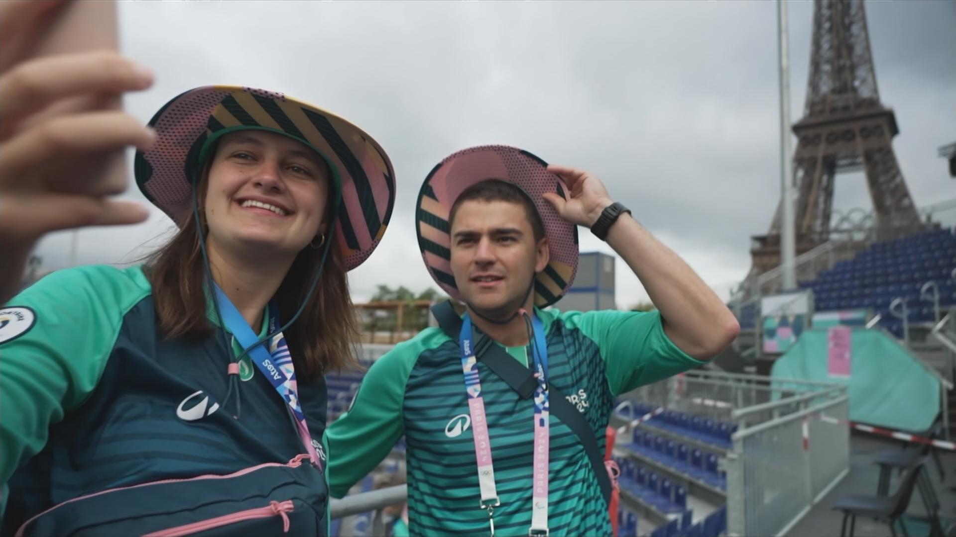 Paris: Volunteers bei den Olympischen Spielen