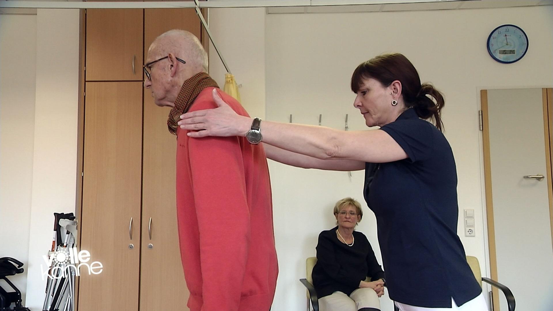 Frank Elstner Trotzt Parkinson Versuche Nicht In Selbstmitleid Zu Versinken Zdfheute
