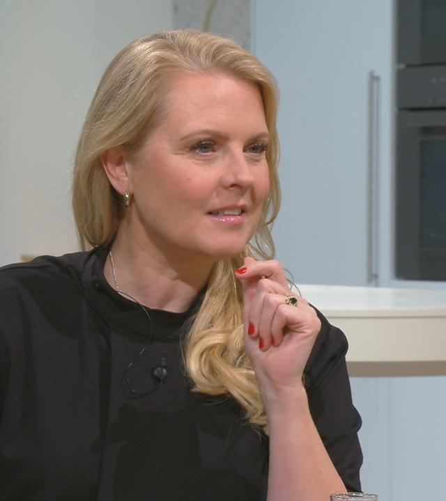 Patricia Kelly am Frühstücktisch von "Volle Kanne"