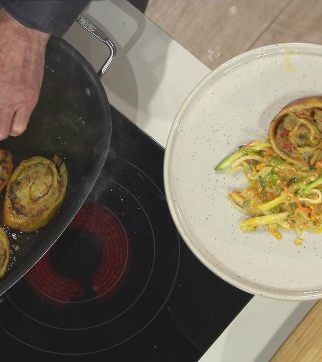 Pfannkuchen-Rouladen mit verschiedenen Füllungen