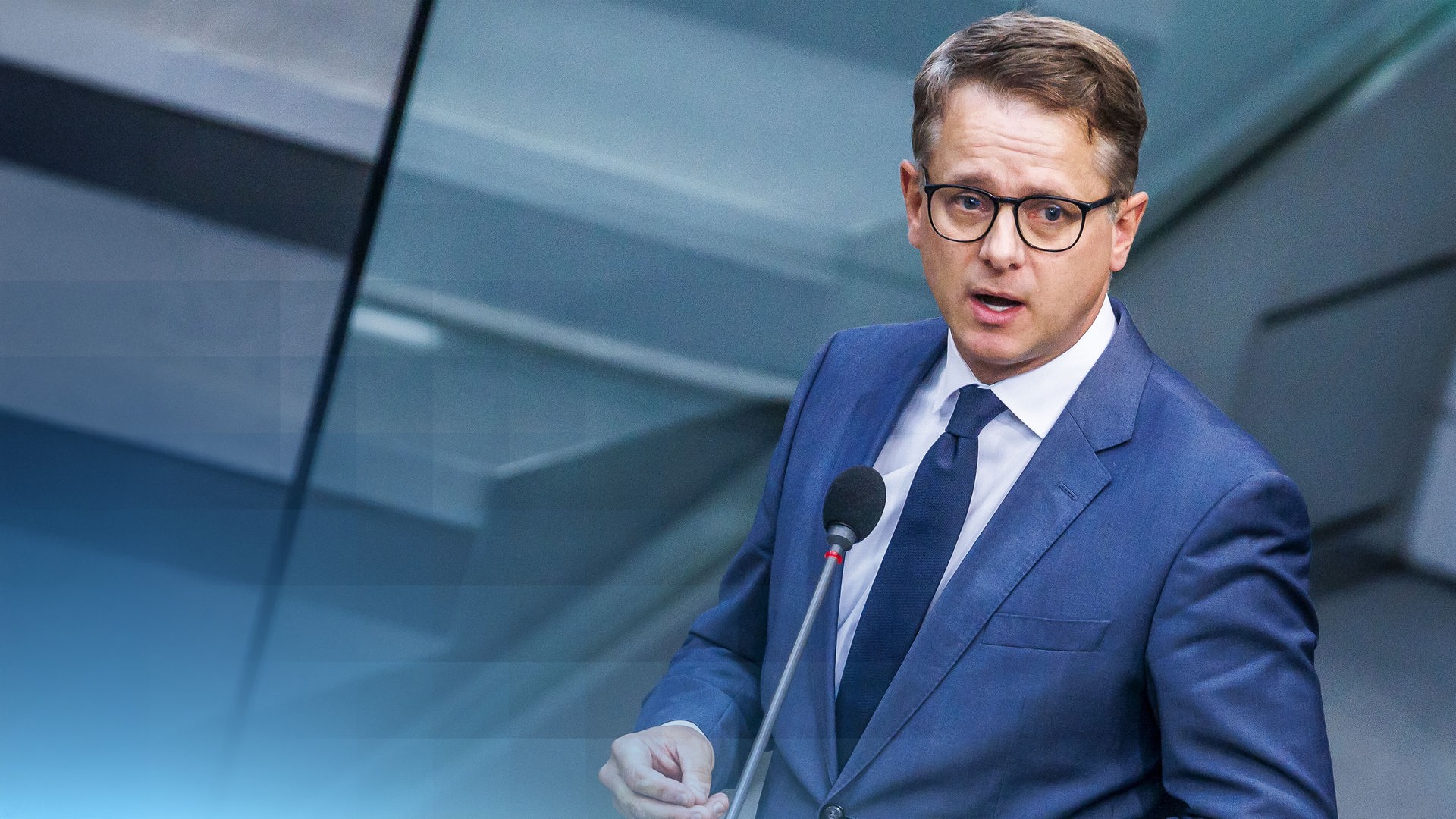 Gesundheitsminister Carsten Linnemann (CDU) spricht vor dem Bundestag