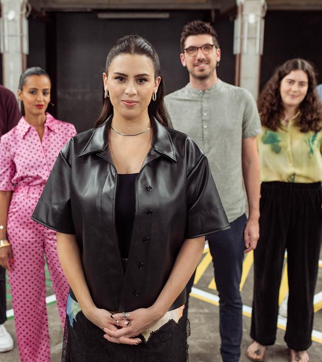 Salwa Houmsi mit Gästen