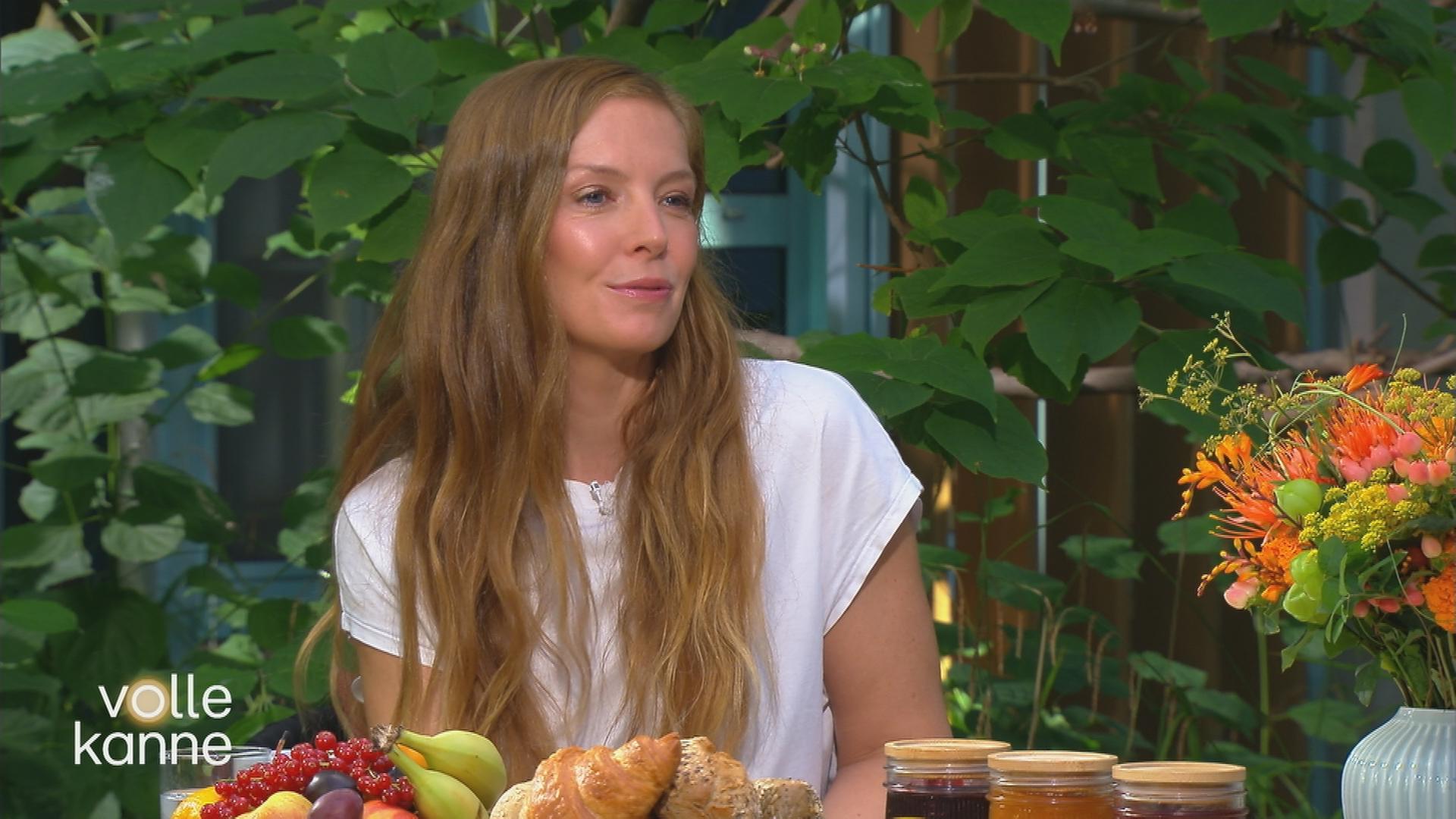 Pheline Roggan zu Gast bei "Volle Kanne"