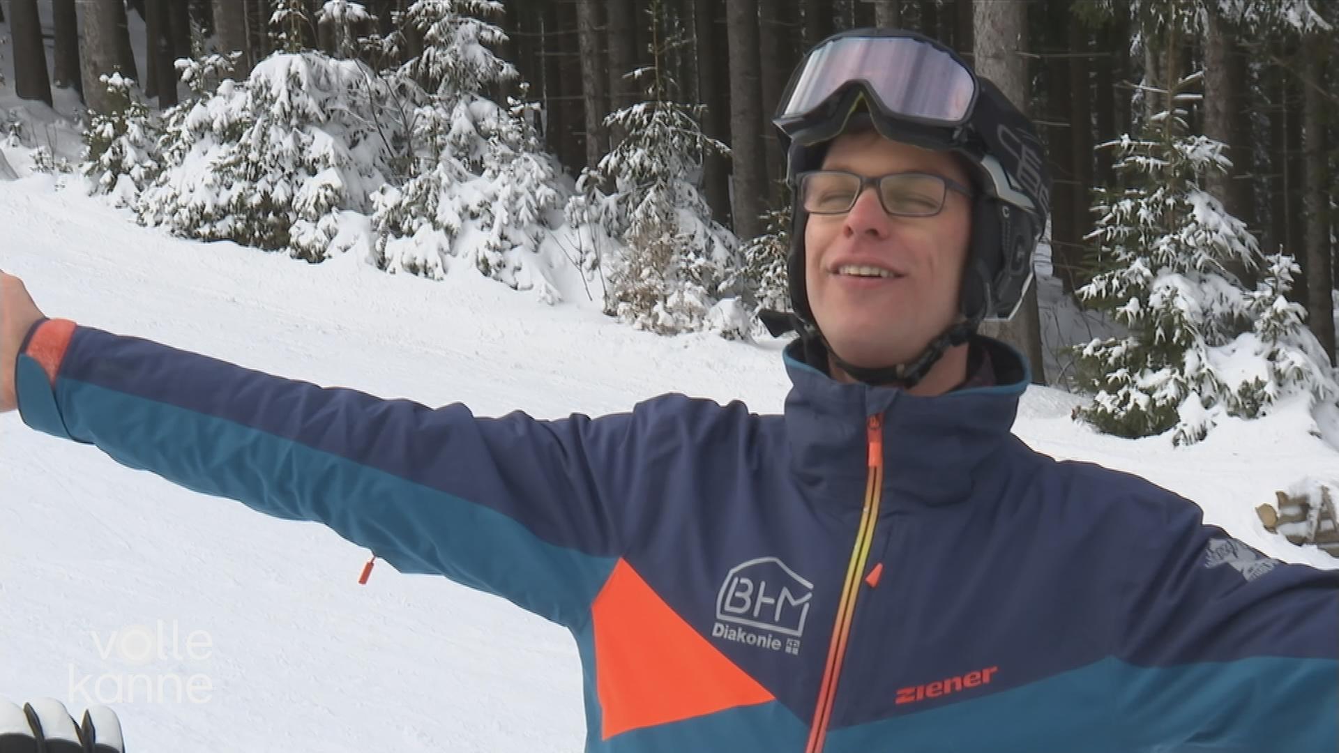 Philip Kühnst liebt skifahren.