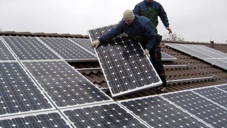 Mini-Photovoltaik: Stromsparen mit kleinen Solaranlagen - ZDFheute