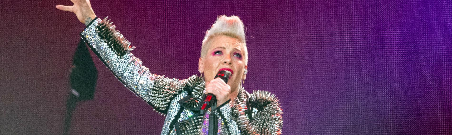 Popstar Pink bei ihrem Konzert