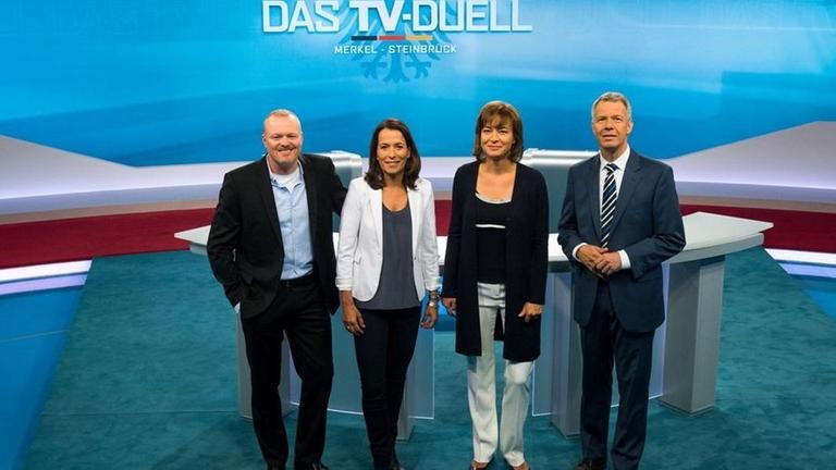 Die Moderatoren des TV-Duells 2013 bei der gemeinsamen Pressekonferenz