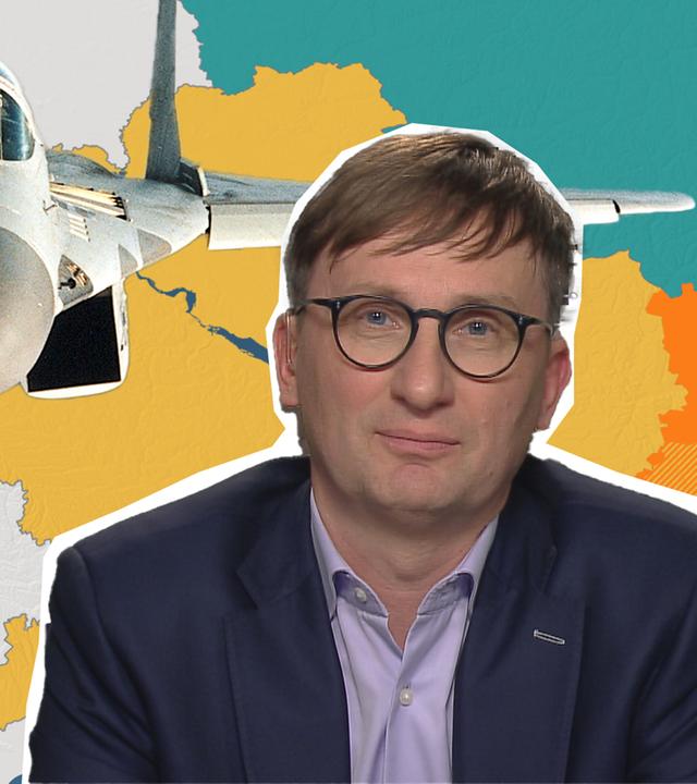Im rechten Vordergrund ist ein Standbild des Militärexperten Prof. Sönke Neitzel zu sehen; im linken Hintergrund ein Kampfjet des Typs MiG-29 und dahinter eine grafische Landkarte der Ukraine. 