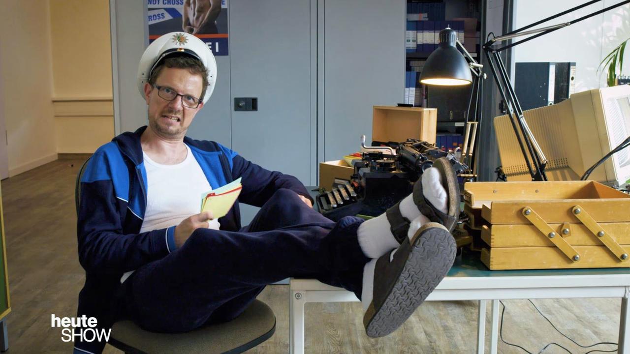 Mann auf Polizeiwache