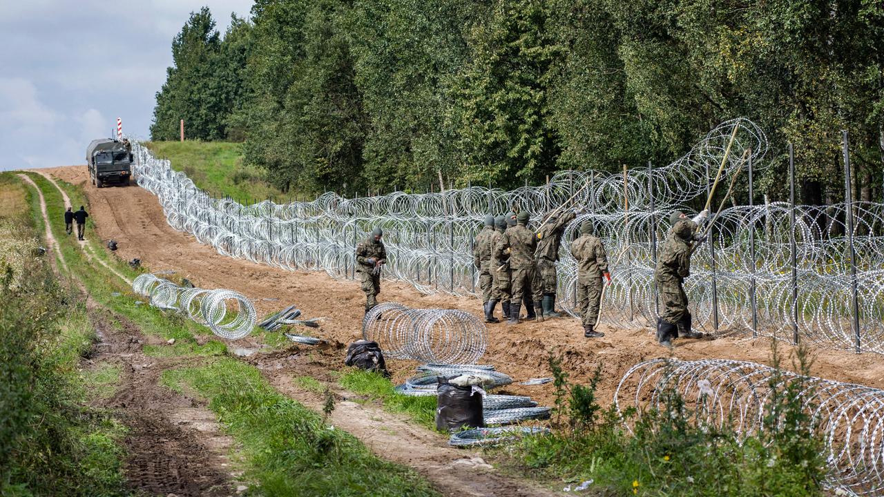 Polen stimmt für befestigte Grenzanlage