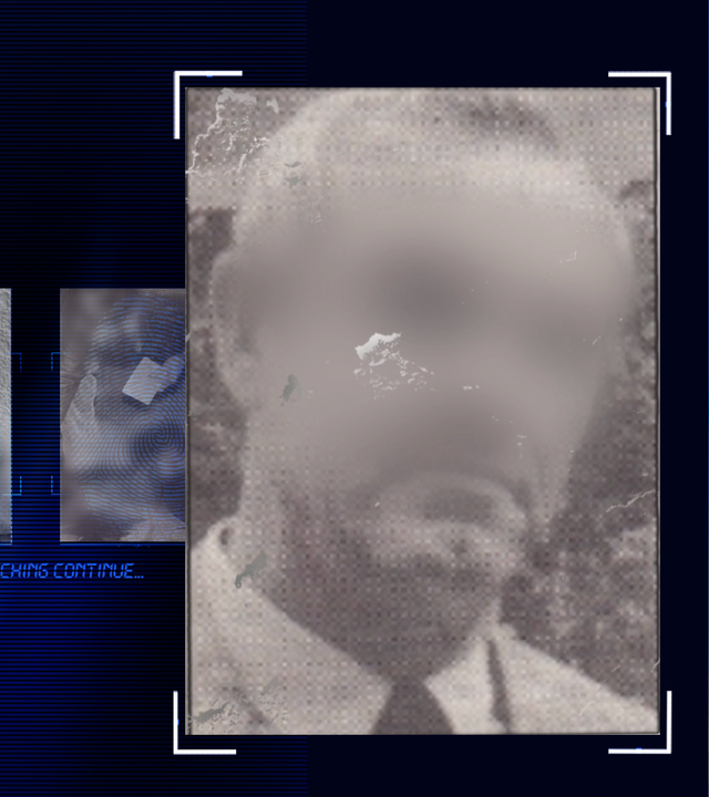 Schwarzweißfoto eines Mannes ca. 60 Jahre. Das Gesicht wurde im Bild technisch verfremdet. Links daneben: Lichtschematische Darstellung eines Fingerabdrucks.