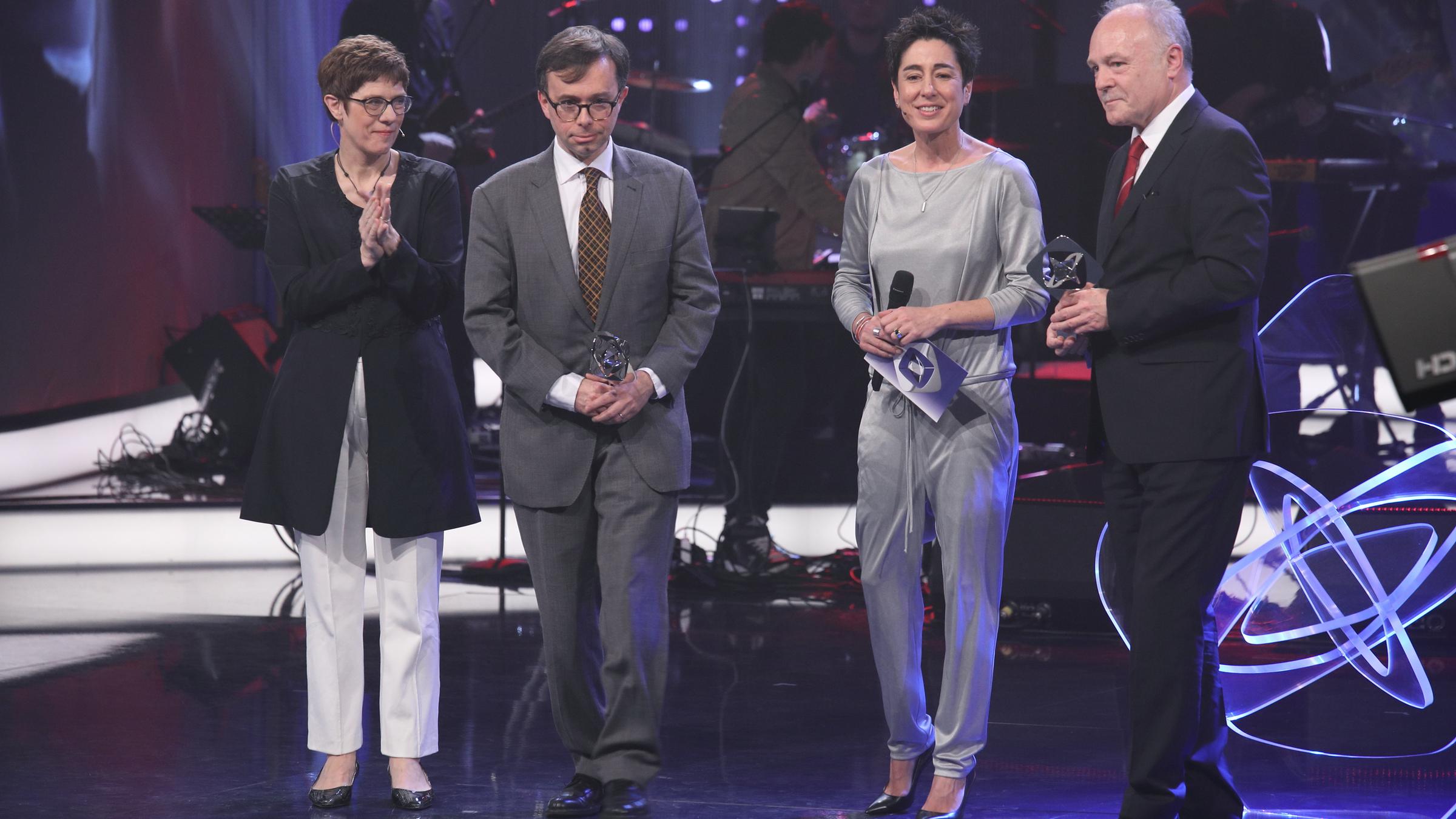"Verleihung des 55. Grimme-Preises 2019": Anne Kramp-Karrenbauer, Peter Boudgust, Dunja Hayali, Emanuel Suard