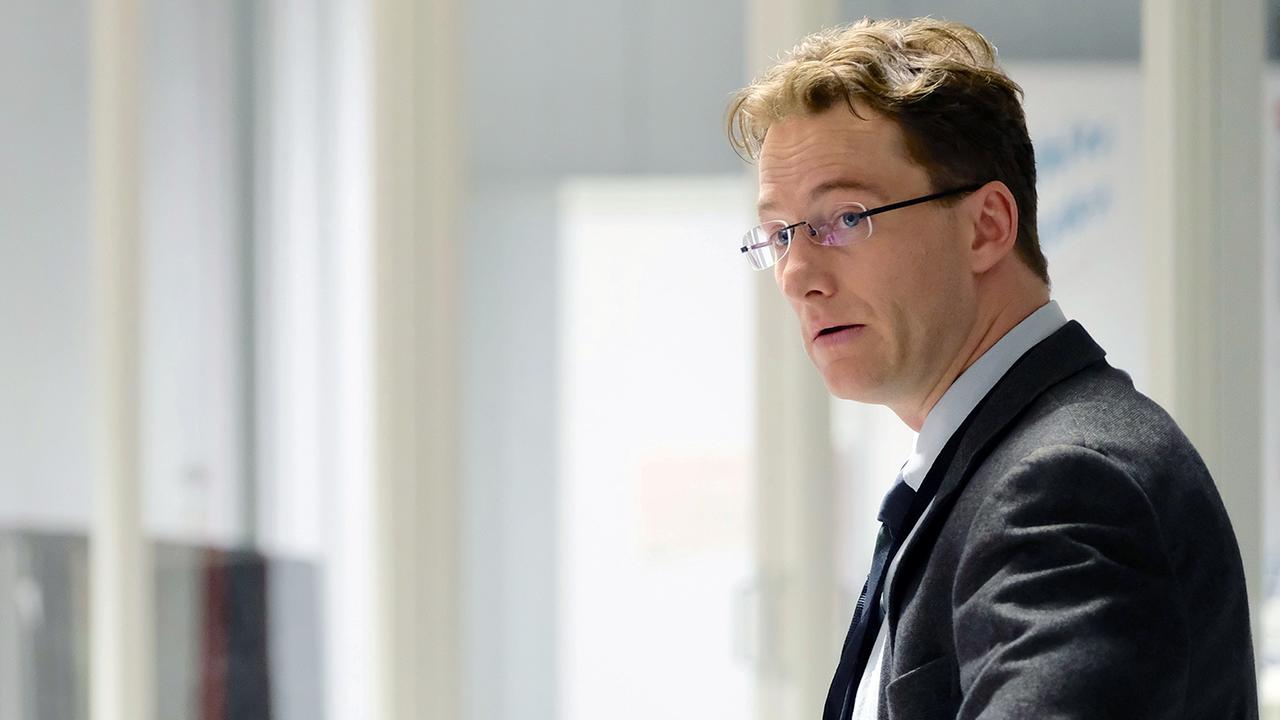 Alexander Fehling als Patrick Lemke in "Das Ende der Wahrheit"