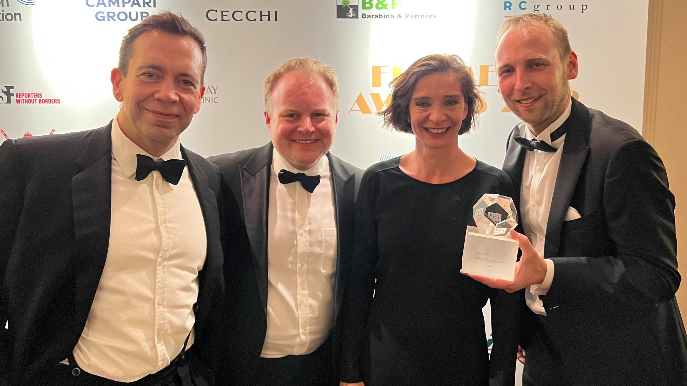 Februar 2023: Verleihung des Foreign Press Award an Diana Zimmermann (3. v.l.)