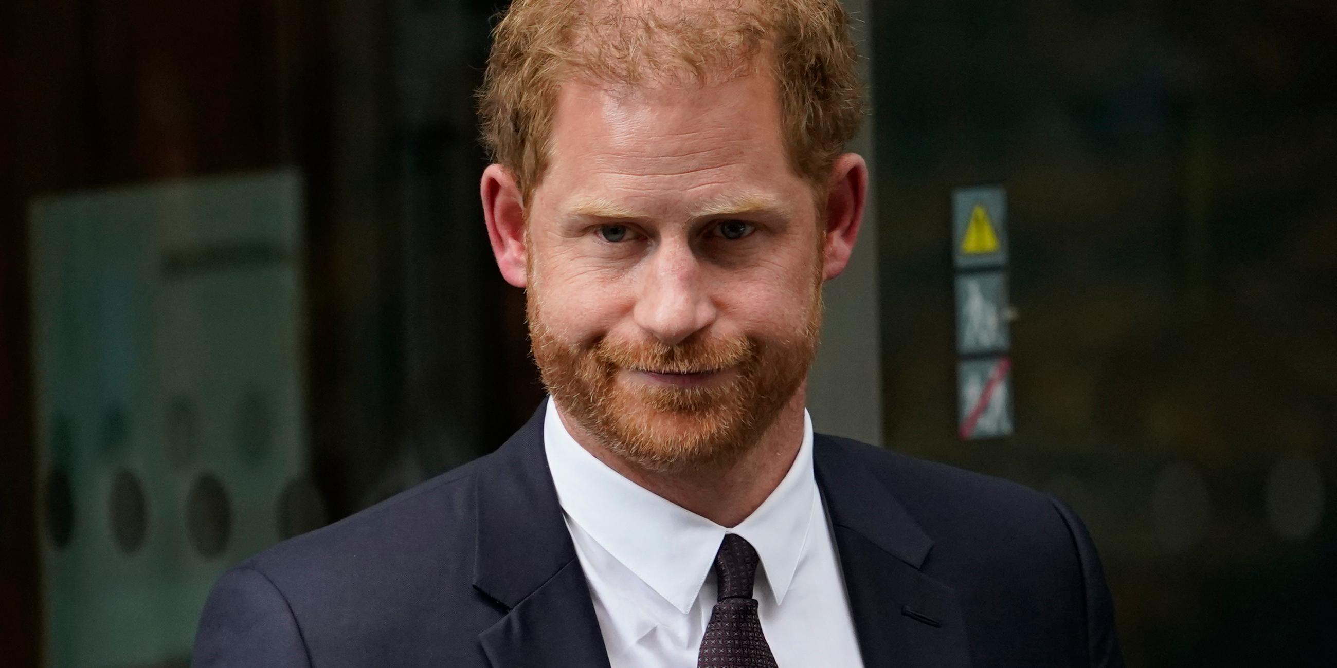 Prinz Harry, Herzog von Sussex, verlässt den High Court, London, nach seiner Zeugenaussage. 