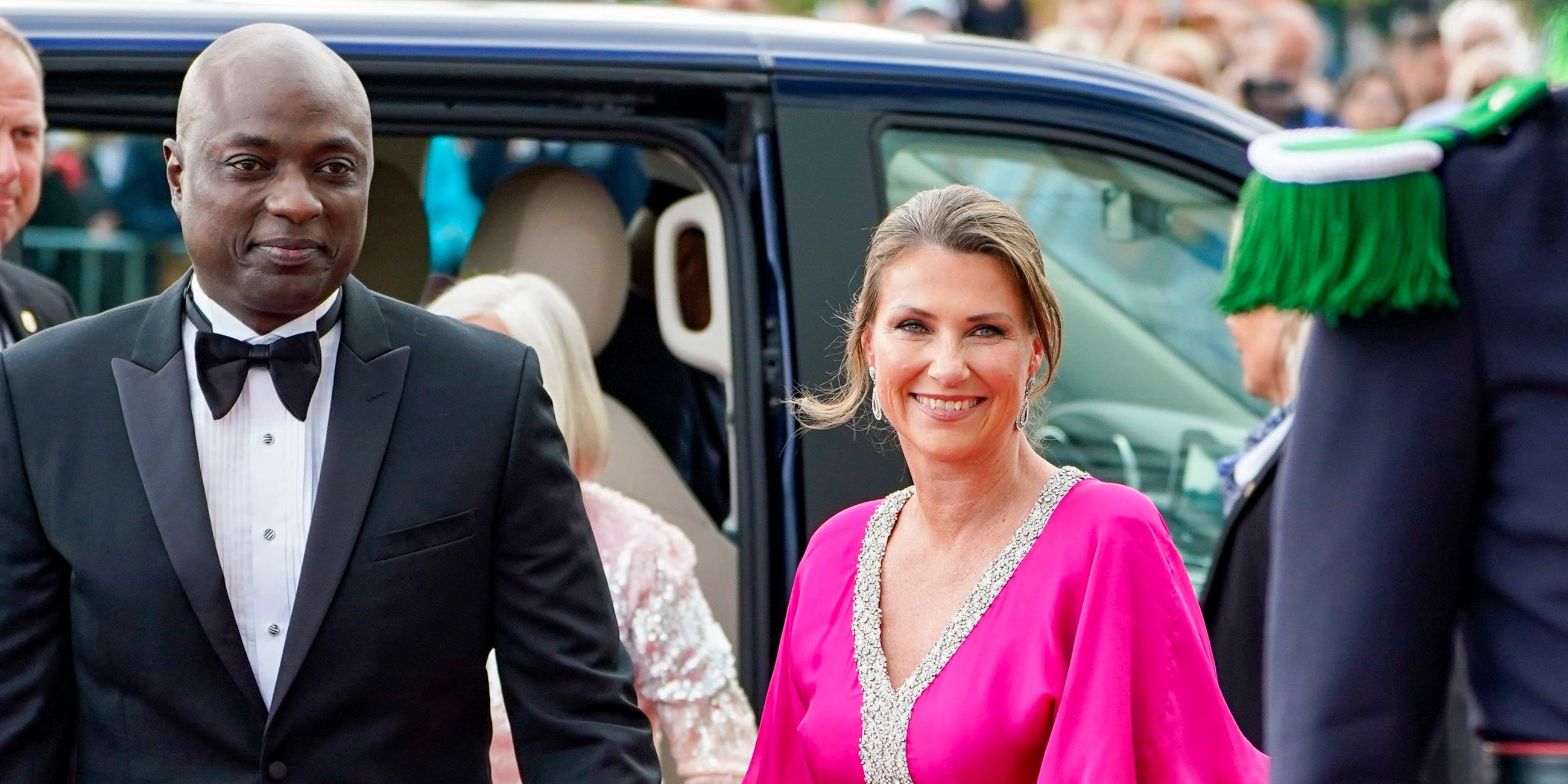 Norwegen, Oslo: Prinzessin Märtha Louise und ihr Verlobter Durek Verrett kommen zur Regierungsfeier anlässlich der Feierlichkeiten zum 18. Geburtstag von Norwegens Erbprinzessin Ingrid Alexandra.