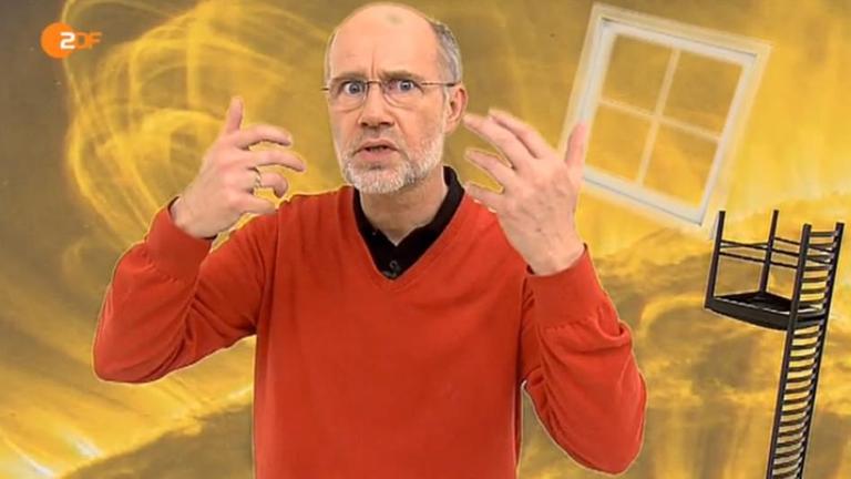 Prof Harald Lesch in seinem Studio