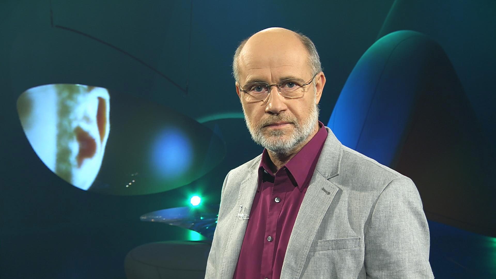 Professor Harald Lesch im Studio