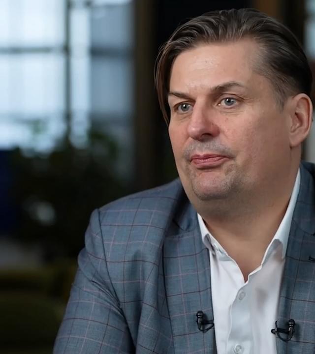 Maximilian Krah bei "Voice of Europe"