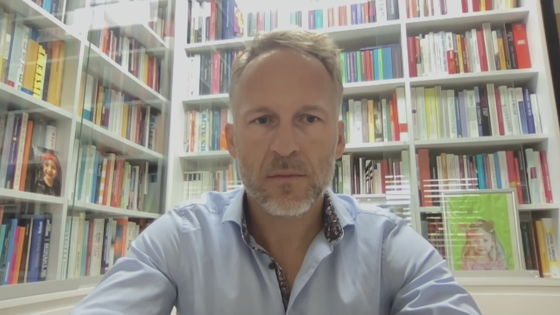 Balkan-Experte Vedran Džihić bei ZDFheute live.