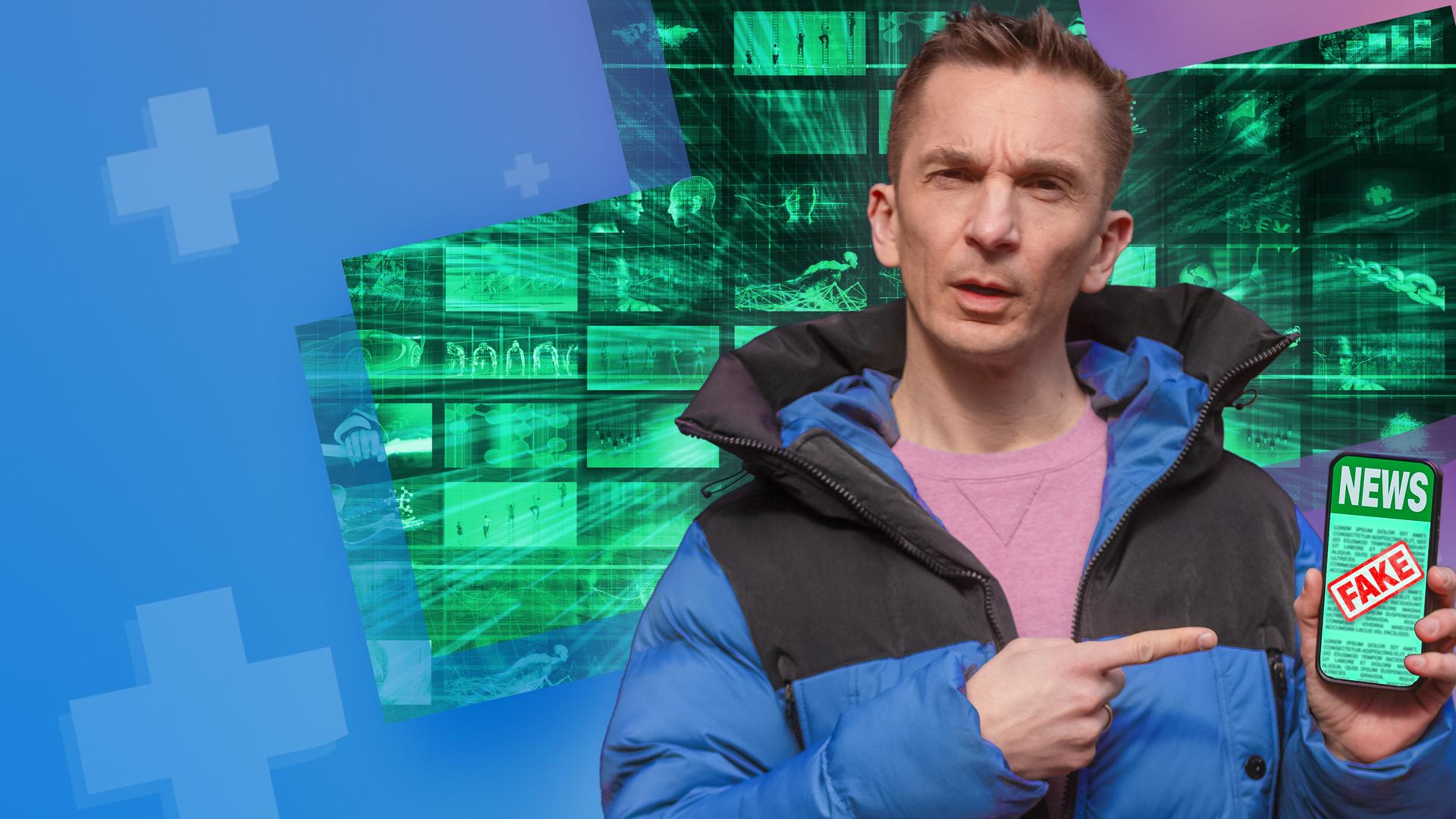 Eric trägt eine blaue Daunenjacke und darunter einen rosafarbenen Pulli. Er hält ein Smartphone in seiner linken Hand. Auf dem Display sieht man das Wort "News" und darüber ist ein roter Fake-Stempel. Im Hintergrund sind viele kleine Bilder in kleinen Kacheln zu sehen, die verschiedene Fakemotive darstellen sollen.