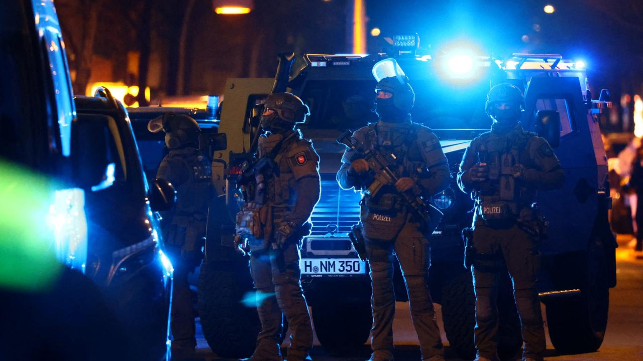 ExRAFMitglieder Garweg und Staub Polizei fahndet weiter ZDFheute