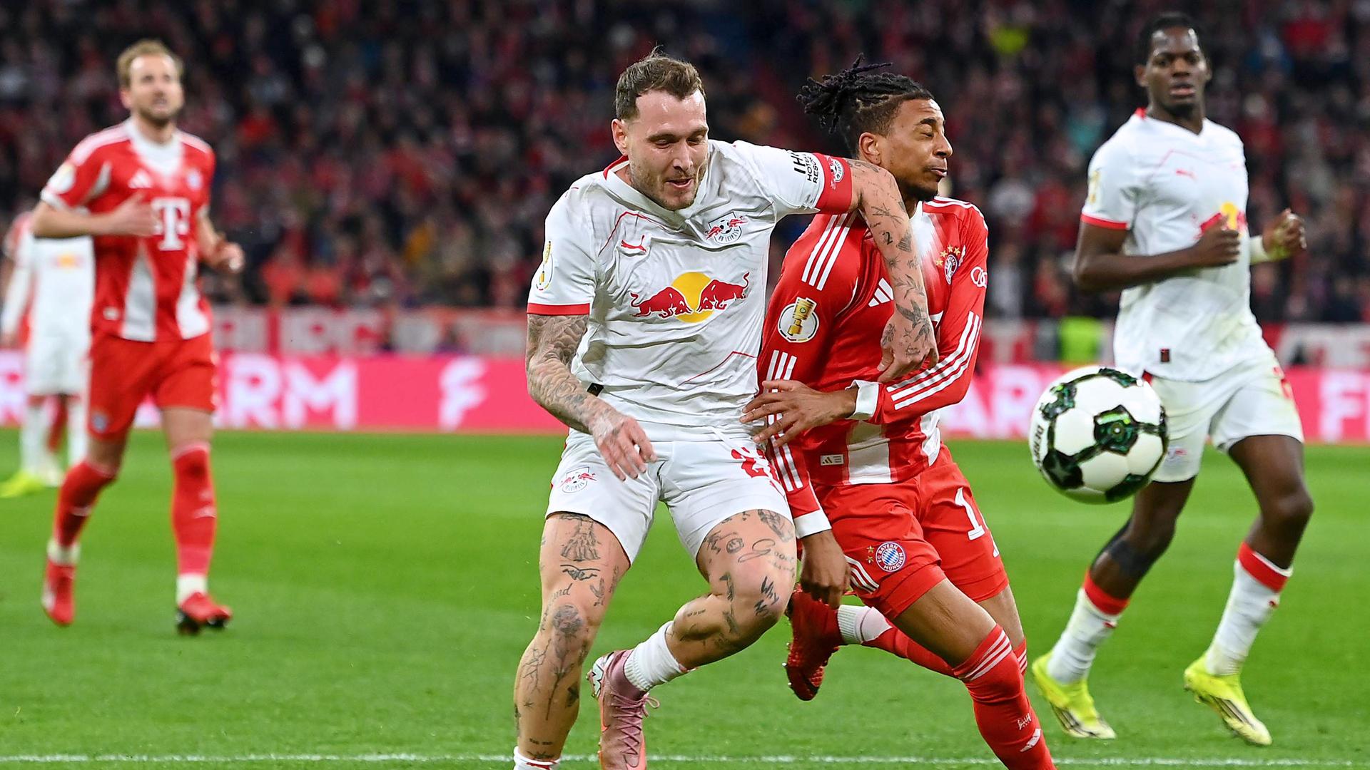 David Raum und Michael Olise.