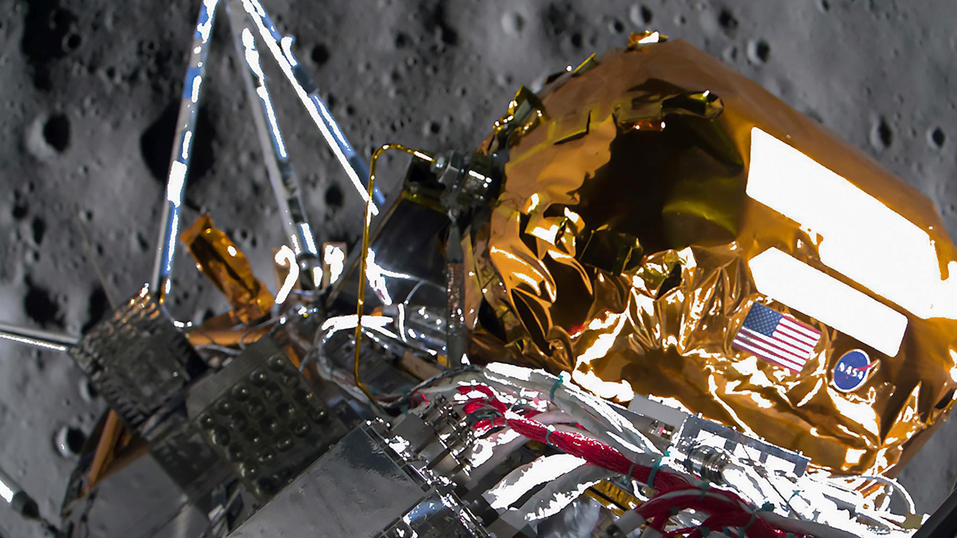Odysseus-Mondlandefähre über der Südpolregion des Mondes, aufgenommen am 27.02.2024