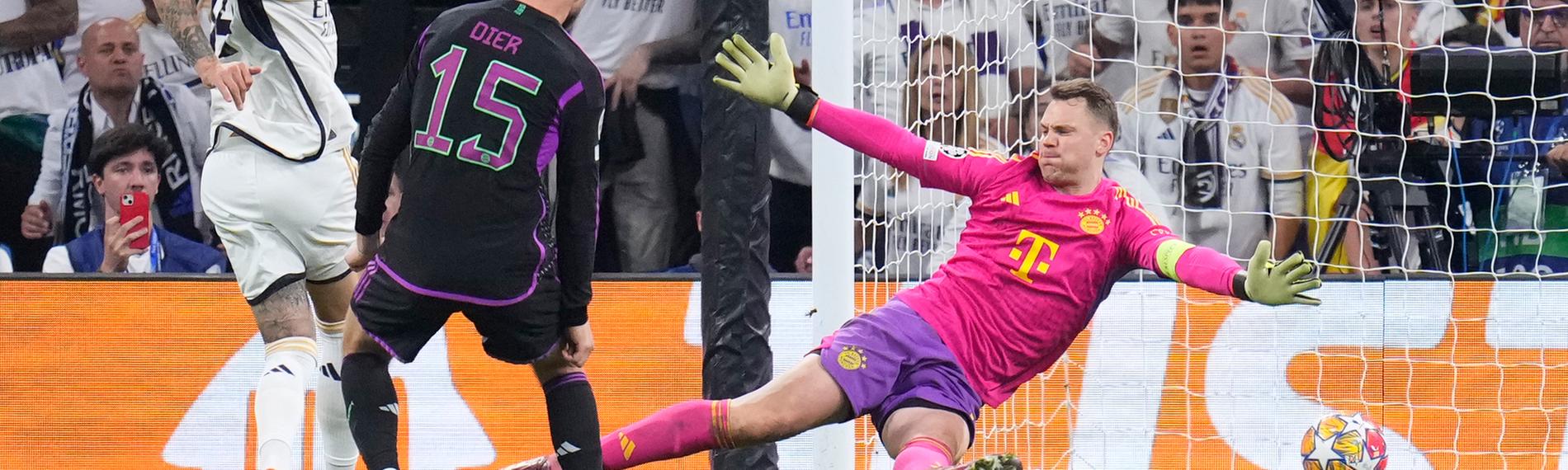 Joselu (Real Madrid) schießt das Tor zum 1:1 gegen Manuel Neuer (Bayern München).