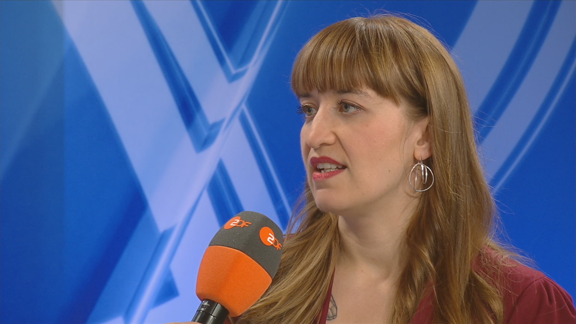 Heidi Reichinnek von der Linken mit einer Reaktion zur Landtagswahl in Sachsen-Anhalt.