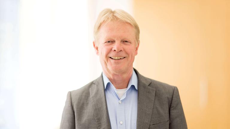 Porträt des ZDF-Verwaltungsratsmitglieds Reiner Hoffmann