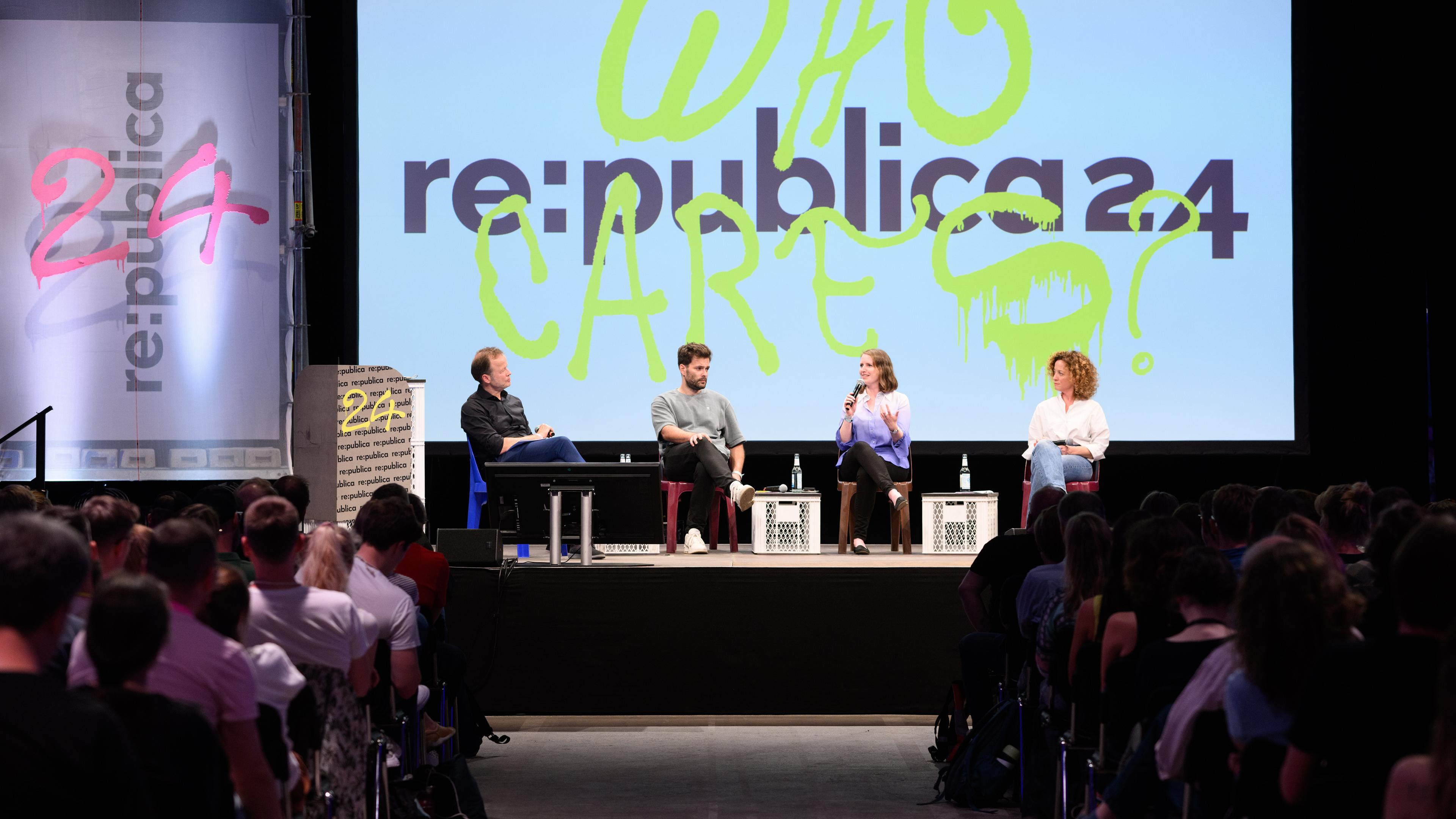Podiumsdiskussion auf der Re:publica 2024