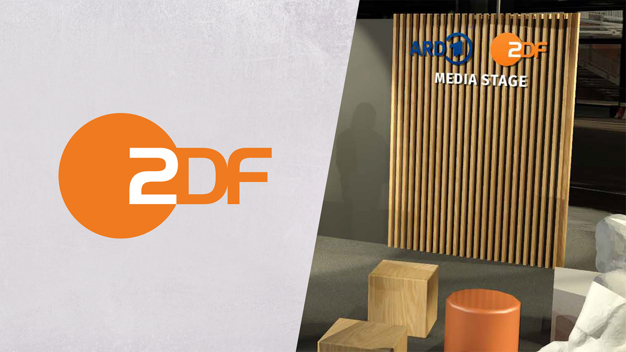 Bildkombination: ZDF-Logo und Holzwand mit Logos von ARD und ZDF und SChriftzug "Media Stage" zur re:publica 25