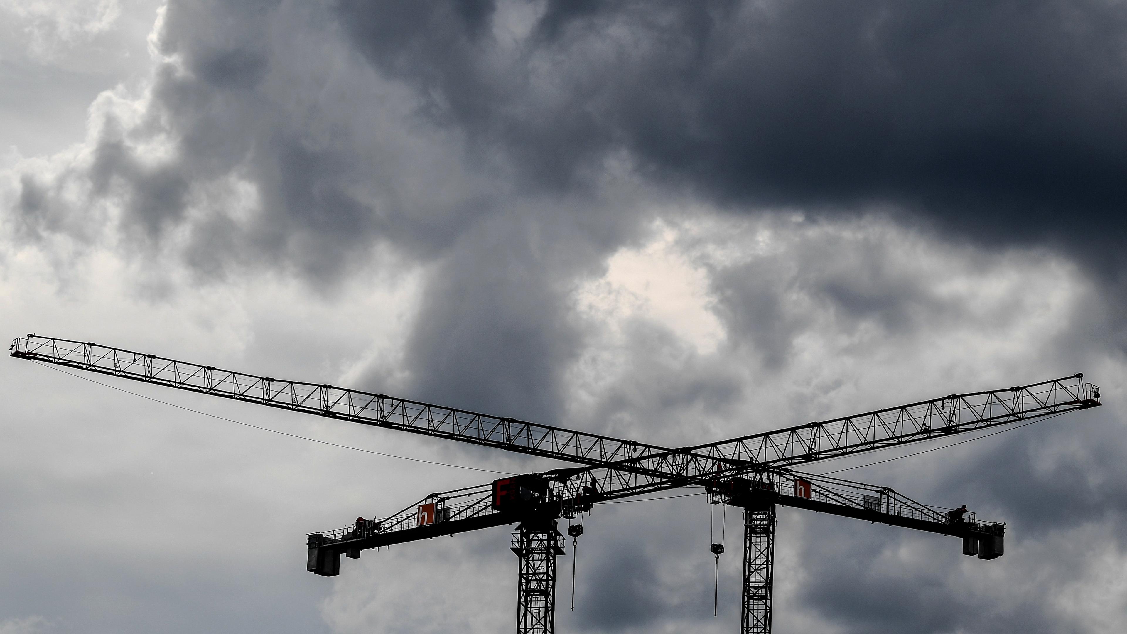 Dunkle Wolken über der deutschen Wirtschaft (Symbolbild)