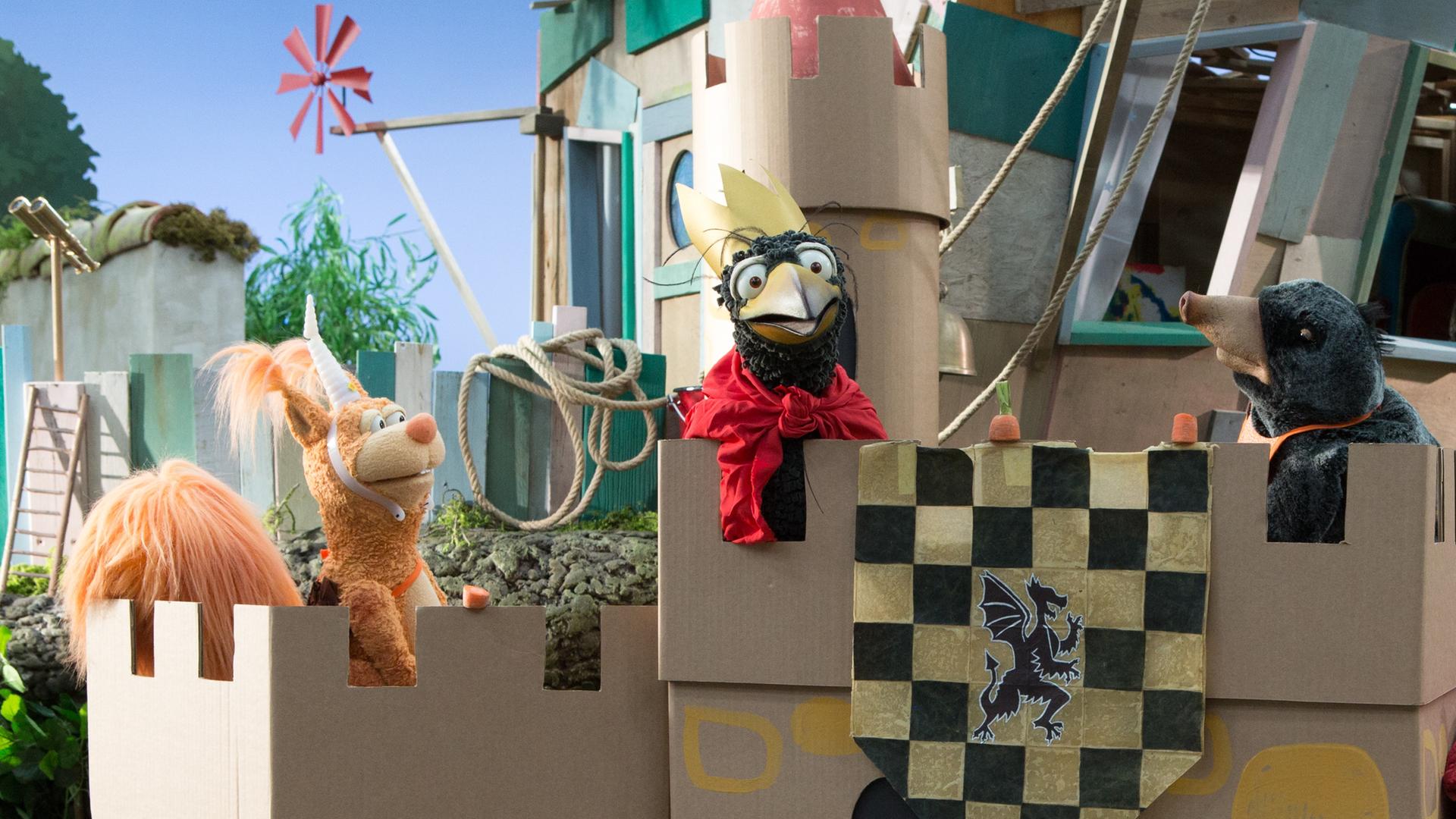 Rabe Rudi, Hund, Eichhörnchen, Maulwurf auf der Ritterburg