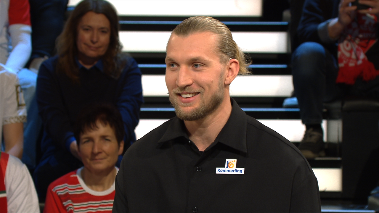 Robin Zentner in the German sports studio
