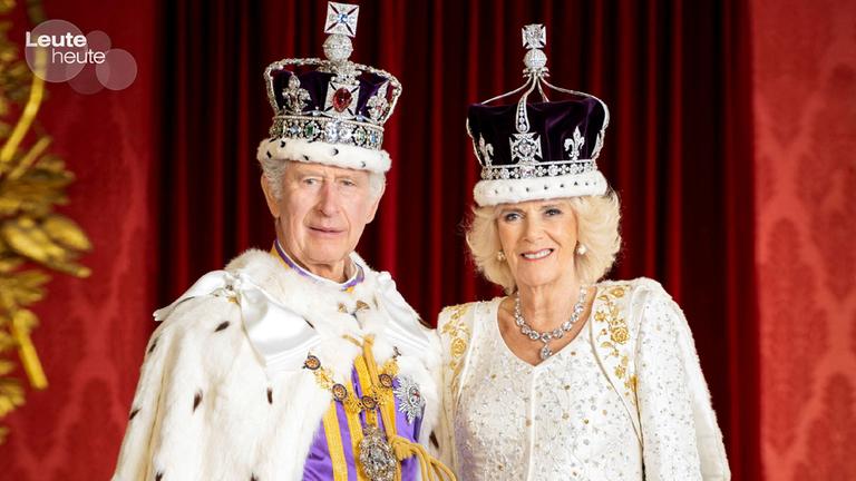  Der Palast hat das erste Doppelporträt von König Charles III. und der Königin nach der Krönung geteilt. Im beigefügten Kommentar bedankt sich Charles persönlich bei seinem Volk. (09.05.2023)