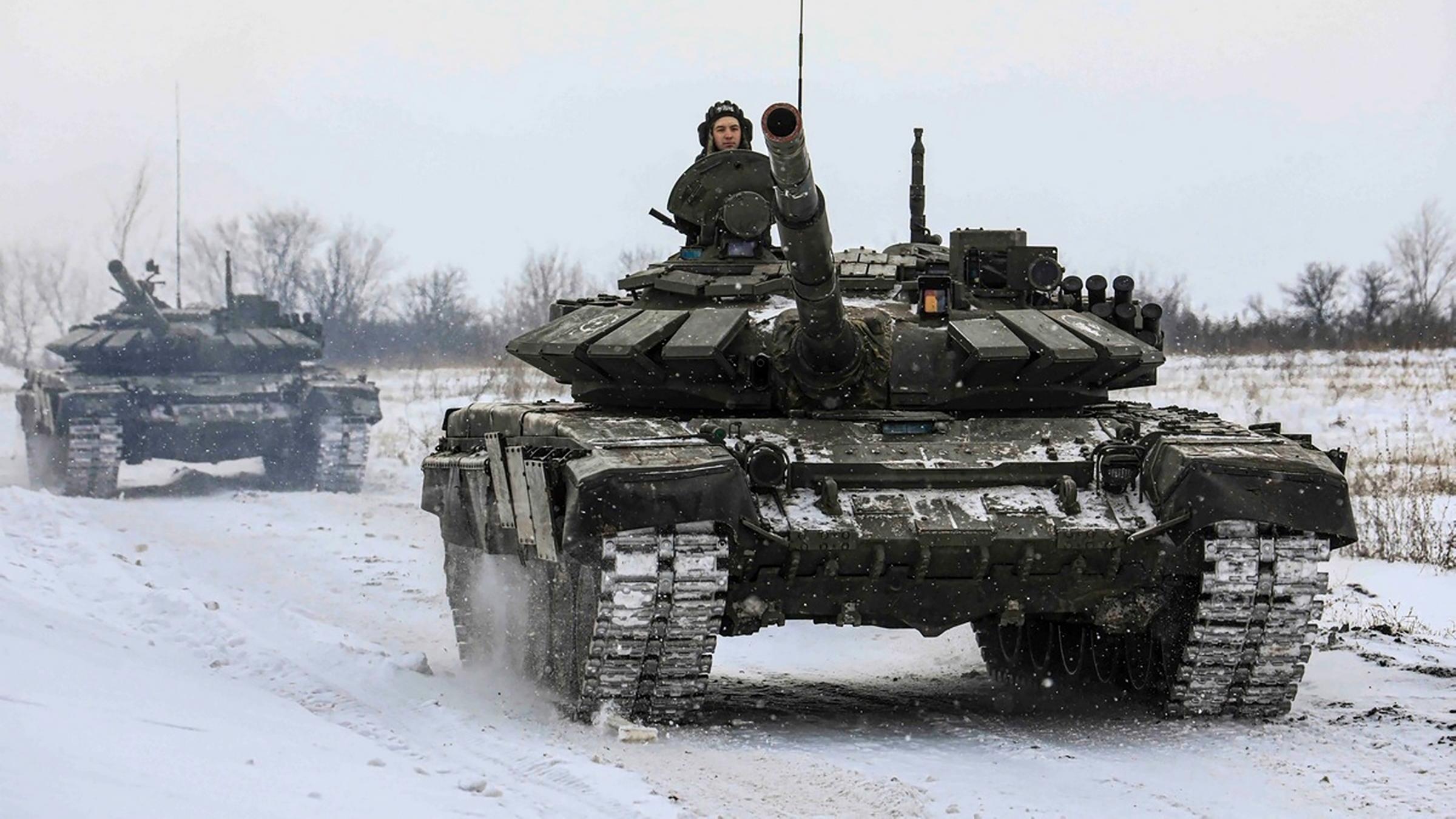 Russische Panzer, während militärischer Übungen in der Region Leningrad