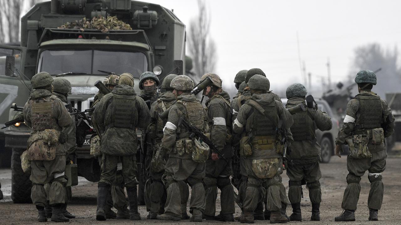 London: Armee-Ausbau wird schwer für Russland