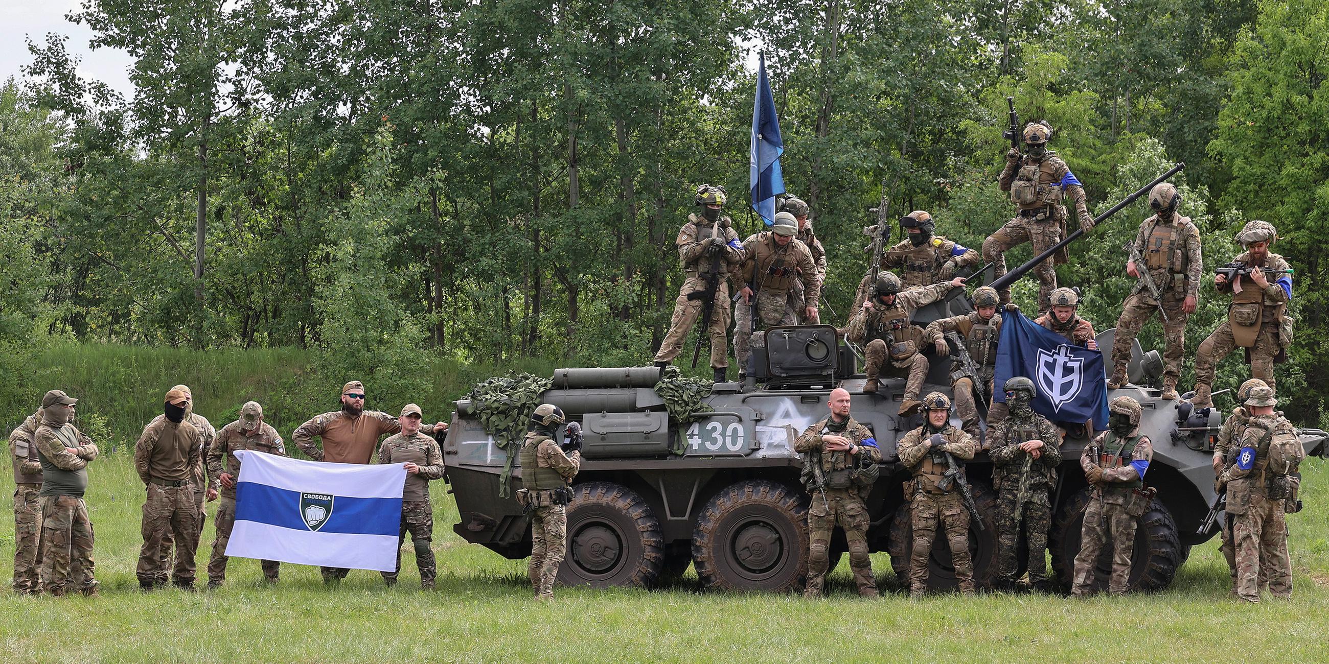 Mitglieder des russischen Freiwilligen-Koprs "Legion Freies Russland"