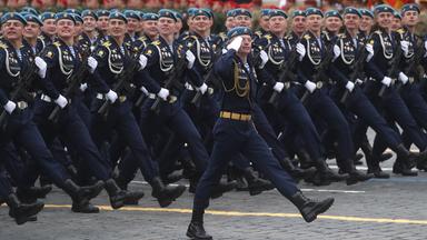 Zdf Spezial - Zdf Spezial - Militärparade In Moskau - Putins Rede An Die Nation