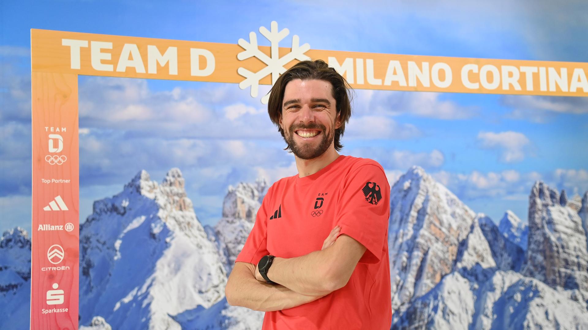 Der Nordische Kombinierer Johannes Rydzek bei der Einkleidung für die Olympischen Winterspiele 2026