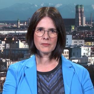 ZDF-Reporterin und Titanic-Expertin Brigitte Saar im Gespräch mit ZDFheute live.
