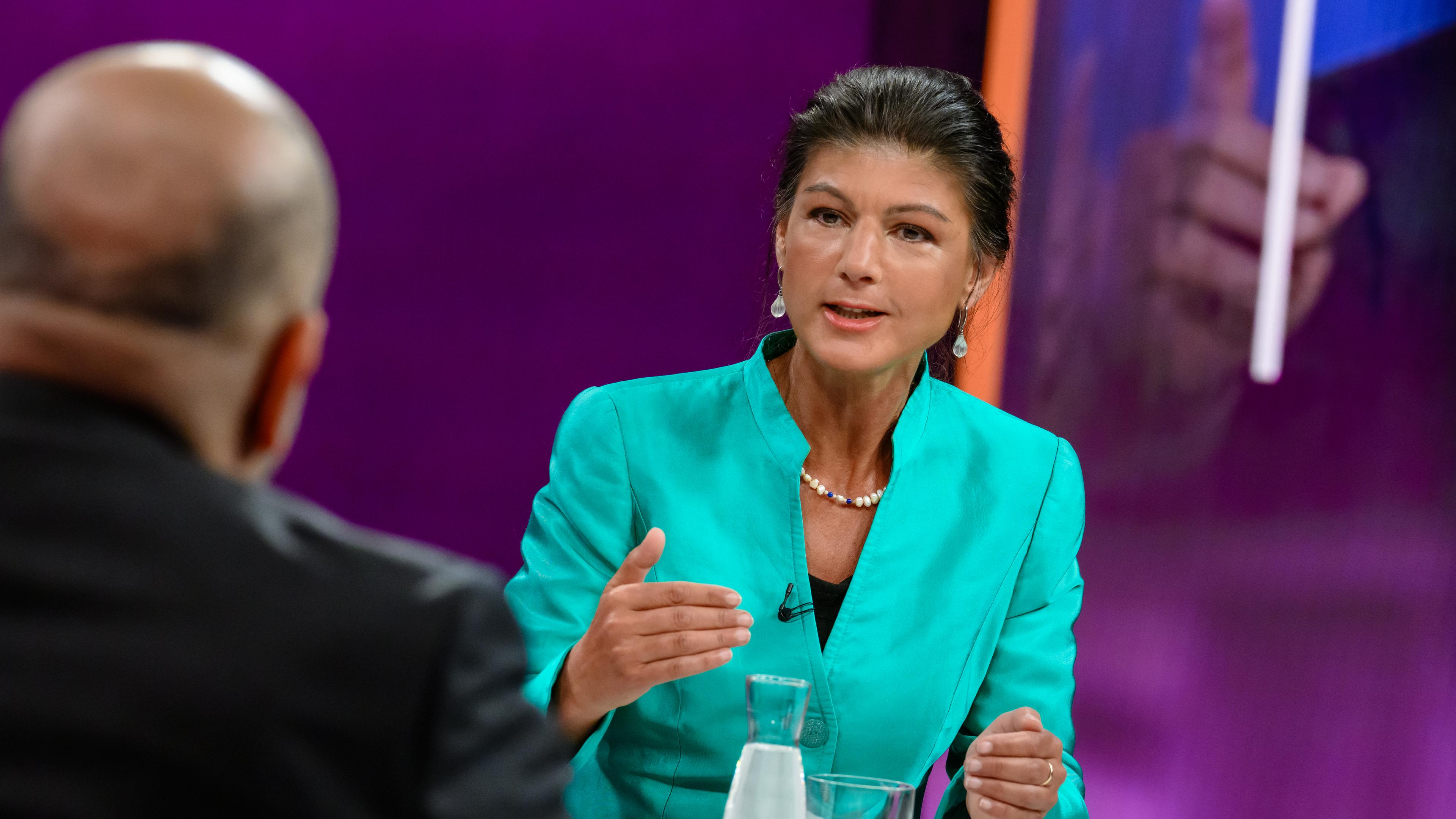 Sahra Wagenknecht bei Maybrit Illner