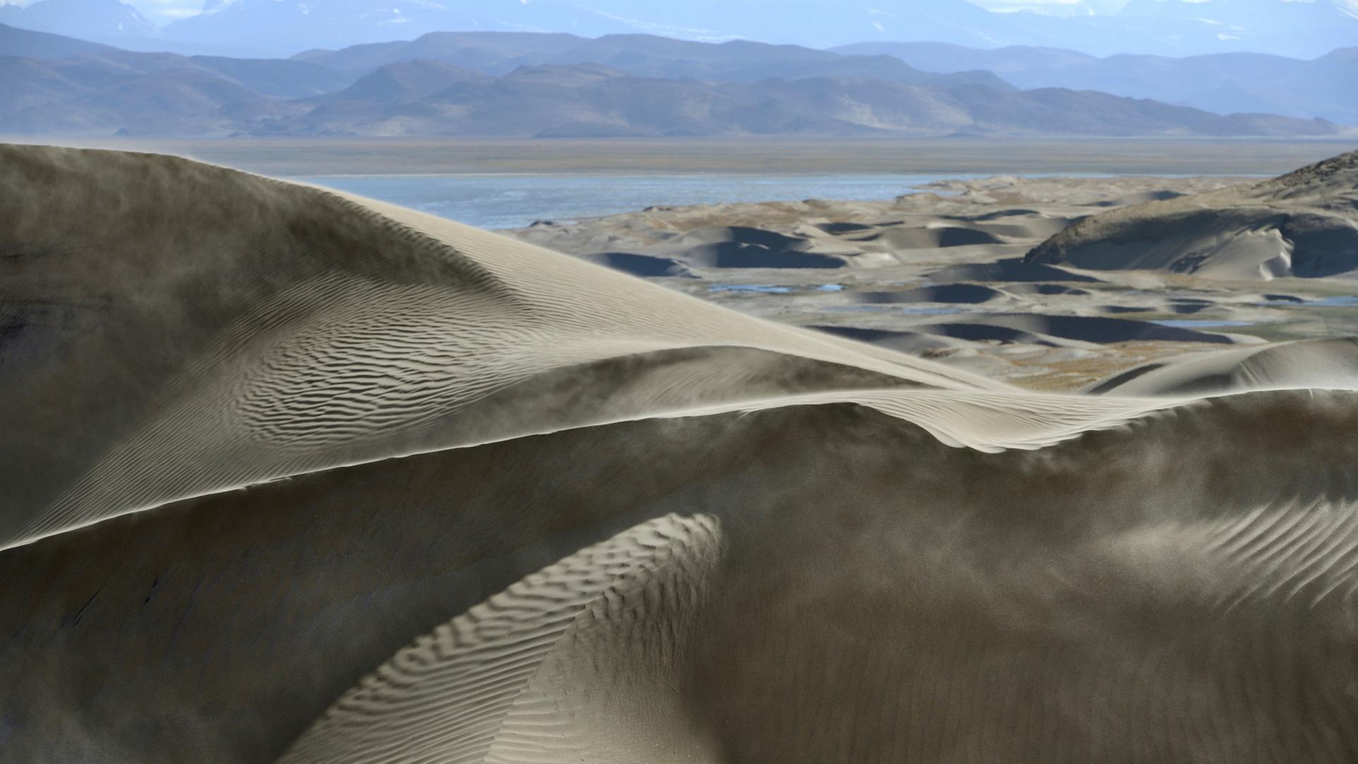 Sandbecken am Yarlung Tsangpo