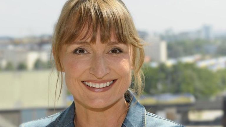 Porträt Sandra Olbrich - Moderatorin Menschen - das Magazin