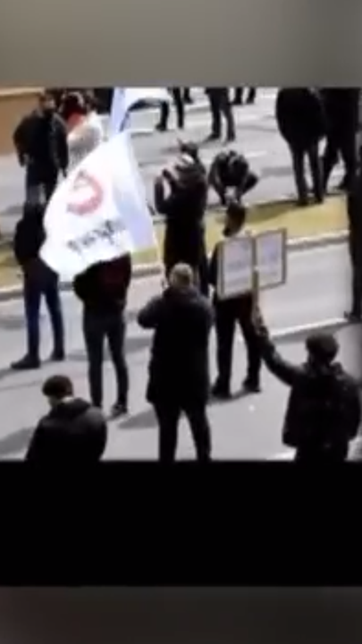 Die Initiative "Muslim Interaktiv" bei einer Kundgebung.