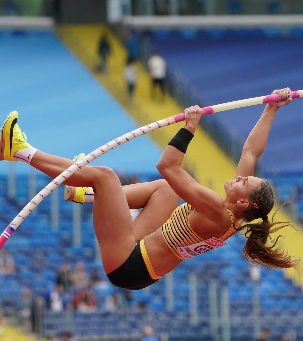 24.06.2023, Polen, Chorzow: Leichtathletik: Europaspiele, Team-EM, Stabhochsprung Frauen. Sarah Vogel aus Deutschland in Aktion.